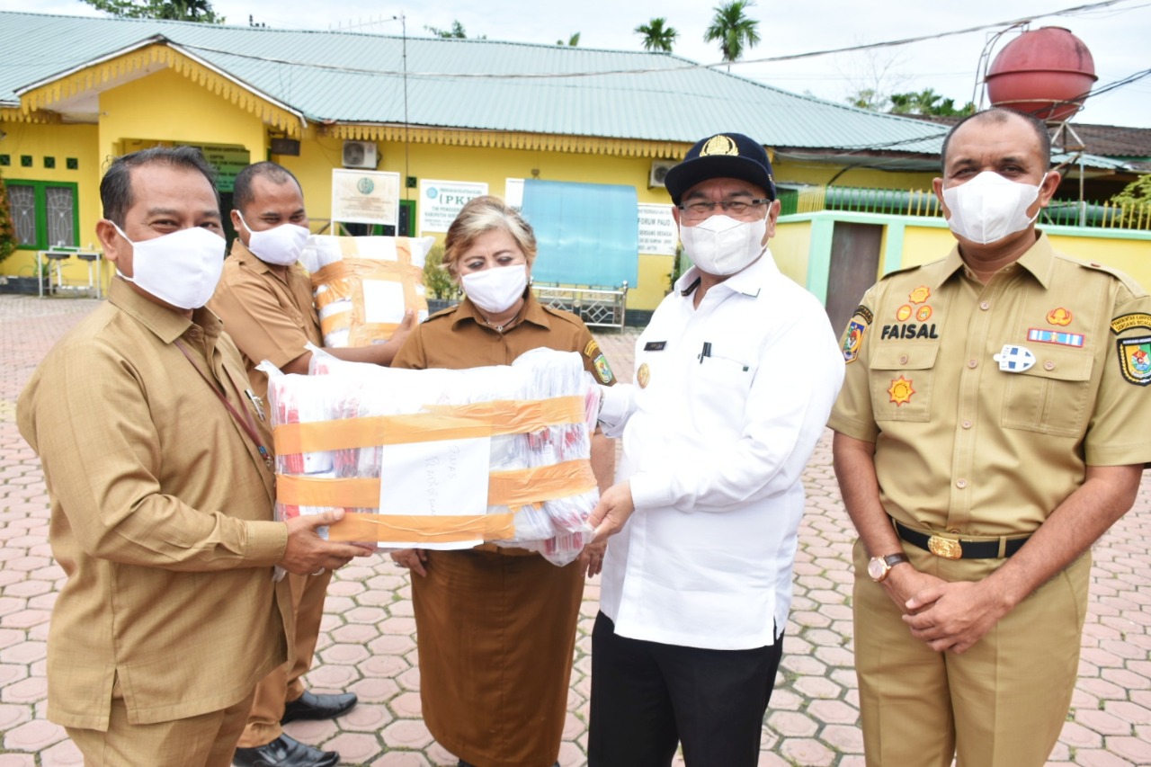 Peringati HKN Ke 56 Pemkab Sergai Bagikan Masker Kepada ASN Dan