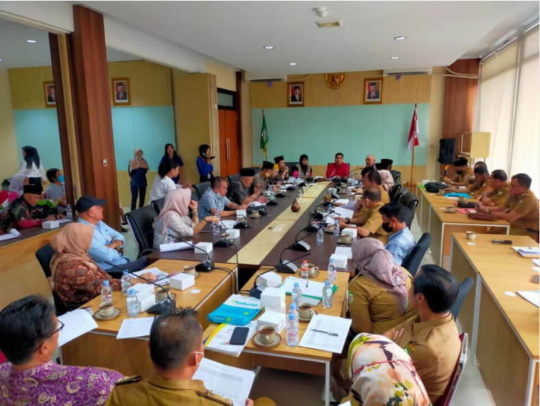 Komisi I DPRD Provinsi Bengkulu Hearing Bersama Perwakilan 3 Desa ...